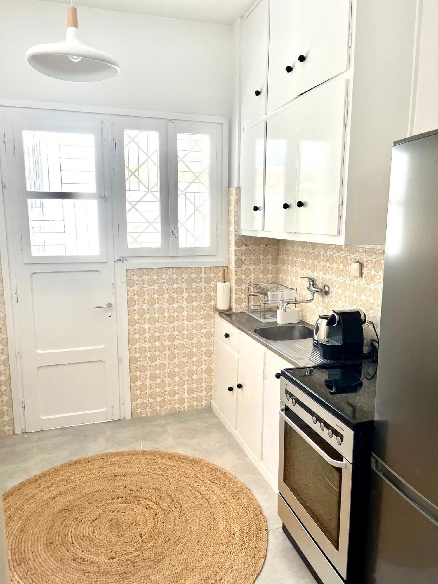 Dp Riviera Apartment Athens